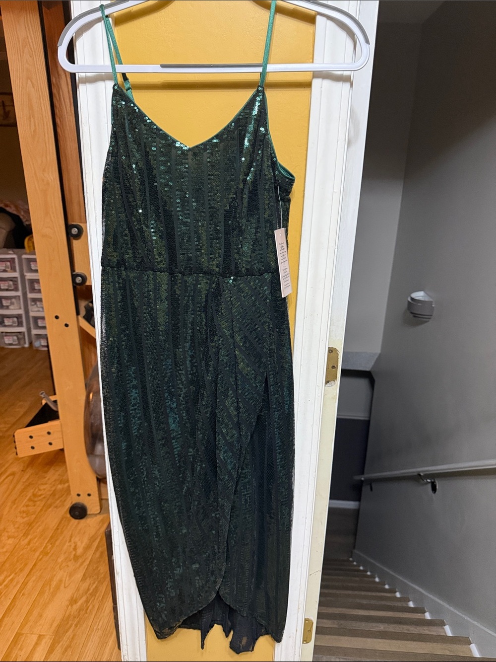 Nanette Lenore Emerald Green Sequin Midi Cocktail Dress NWT Size 8 Holiday Party